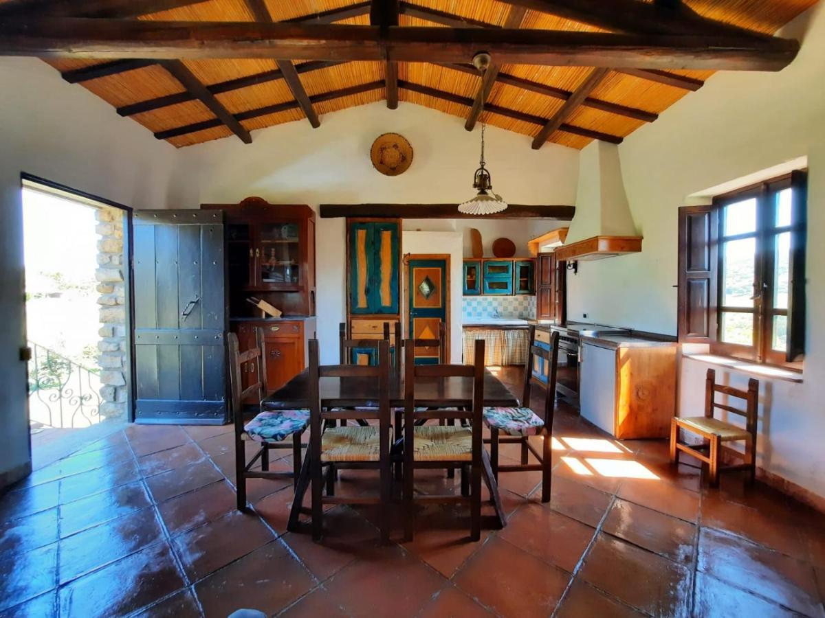 Agriturismo Cuile Querce Apartment Campanedda ภายนอก รูปภาพ